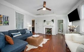 Lovely & Historical 3Br - Balcony - Central Location